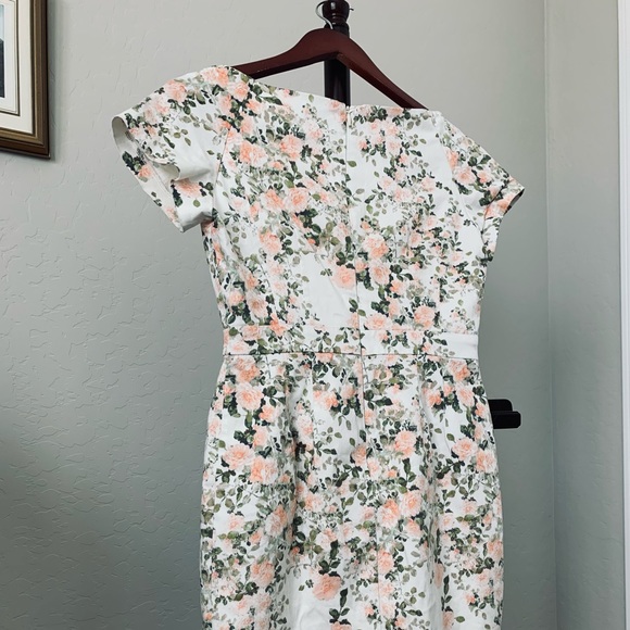 Forever 21 | Floral Dress - Picture 4 of 4